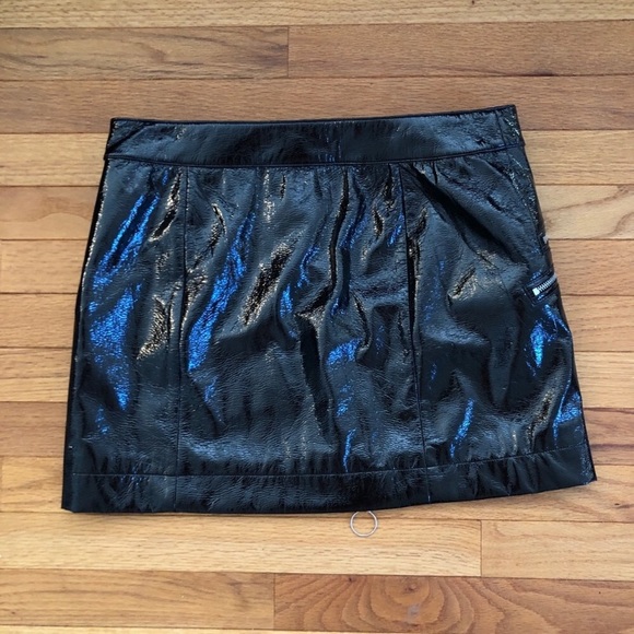 Rebecca Minkoff Faux-Patent Leather Zip Mini Skirt - Picture 5 of 8